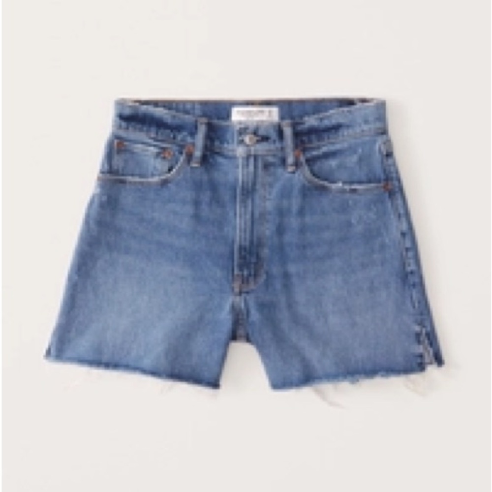 Abercrombie Curve Love High Rise Mom Short
